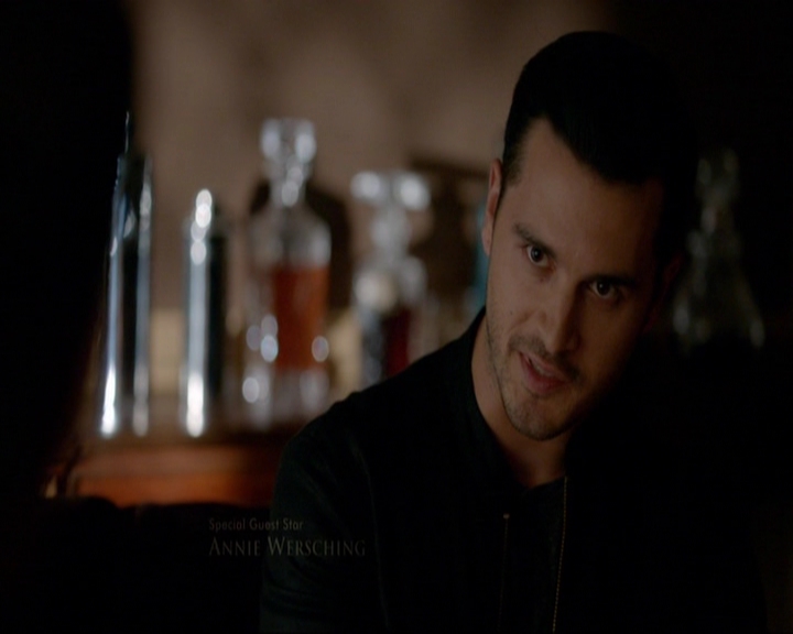 VampireDiariesWorld-dot-nl_7x08HoldMeThrillMeKissMeKillMe0094.jpg