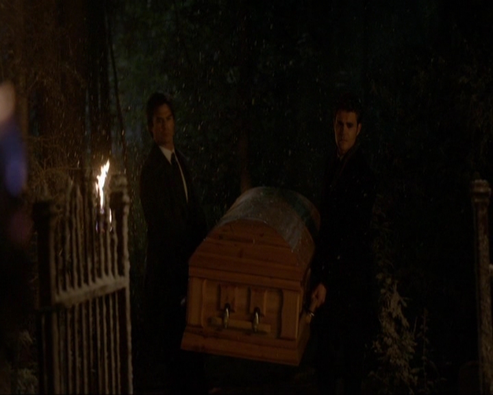 VampireDiariesWorld-dot-nl_7x09ColdAsIs0082.jpg