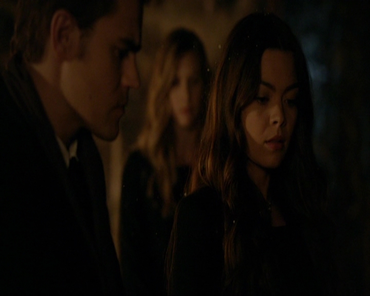 VampireDiariesWorld-dot-nl_7x09ColdAsIs0145.jpg