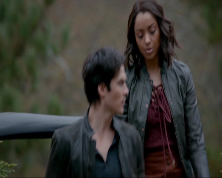 VampireDiariesWorld-dot-nl_7x14MoonlightOnTheBayou0145.jpg VampireDiariesWorld-dot-nl_7x14MoonlightOnTheBayou0145.jpg