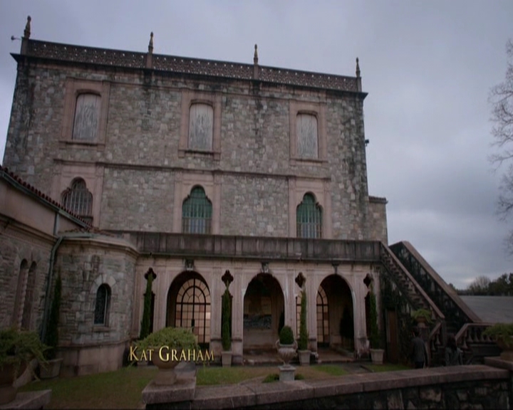 VampireDiariesWorld-dot-nl_7x14MoonlightOnTheBayou0147.jpg VampireDiariesWorld-dot-nl_7x14MoonlightOnTheBayou0147.jpg