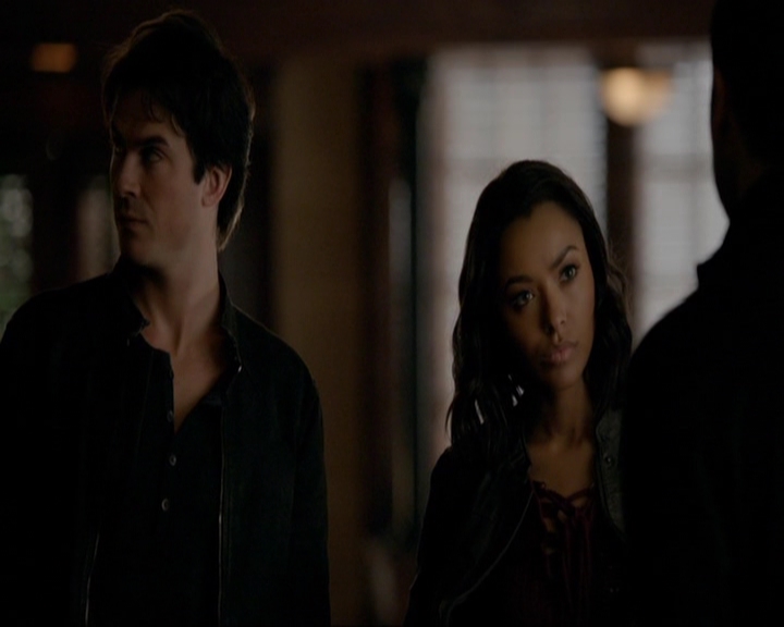 VampireDiariesWorld-dot-nl_7x14MoonlightOnTheBayou0194.jpg VampireDiariesWorld-dot-nl_7x14MoonlightOnTheBayou0194.jpg