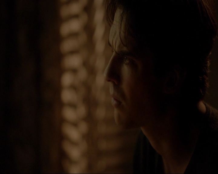 VampireDiariesWorld-dot-nl_7x14MoonlightOnTheBayou2088.jpg VampireDiariesWorld-dot-nl_7x14MoonlightOnTheBayou2088.jpg