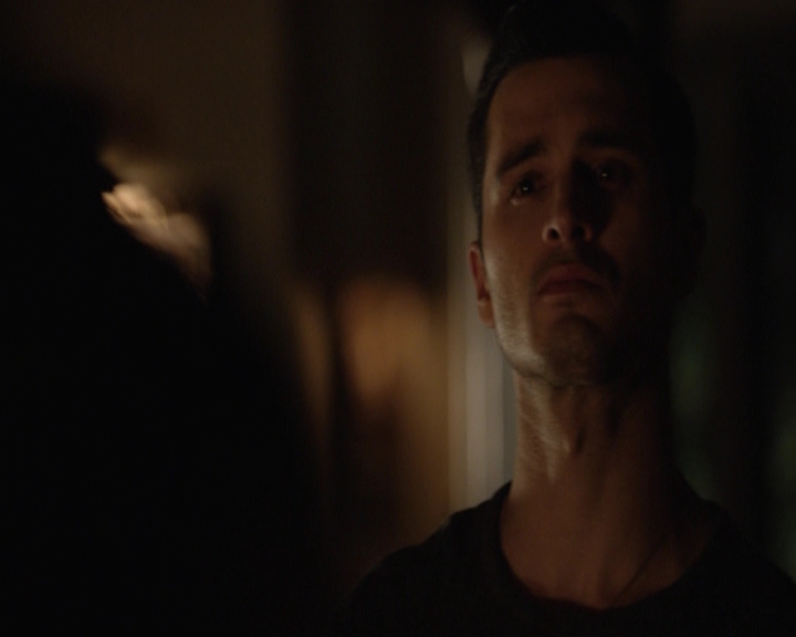 VampireDiariesWorld-dot-nl_7x21RequiemForADream-deletedscenes0072.jpg VampireDiariesWorld-dot-nl_7x21RequiemForADream-deletedscenes0072.jpg
