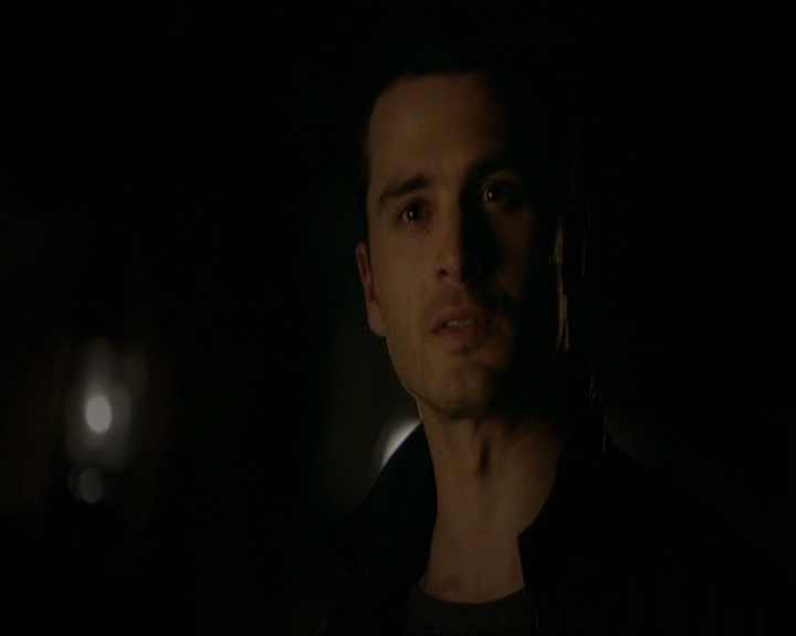 VampireDiariesWorld-dot-nl_7x22GodsAndMonsters2122.jpg VampireDiariesWorld-dot-nl_7x22GodsAndMonsters2122.jpg