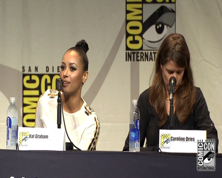 VampireDiariesWorld-dot-nl_S7-dvdextra-2015ComicConPanel1426.jpg VampireDiariesWorld-dot-nl_S7-dvdextra-2015ComicConPanel1426.jpg