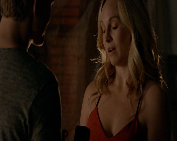 VampireDiaries-dot-nl_VampireDiaries-8x02TodayWillBeDifferent2246.jpg