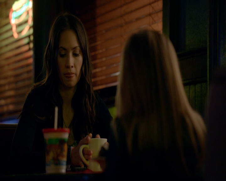 VampireDiaries-dot-nl_VampireDiaries-8x06DetouredOnSomeRandomBackwoodsPathToHell0028.jpg VampireDiaries-dot-nl_VampireDiaries-8x06DetouredOnSomeRandomBackwoodsPathToHell0028.jpg