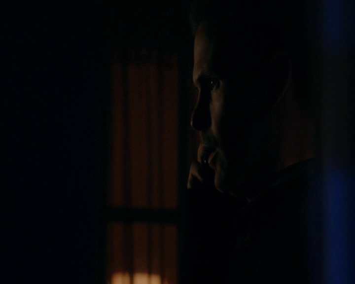 VampireDiaries-dot-nl_VampireDiaries-8x06DetouredOnSomeRandomBackwoodsPathToHell0036.jpg VampireDiaries-dot-nl_VampireDiaries-8x06DetouredOnSomeRandomBackwoodsPathToHell0036.jpg