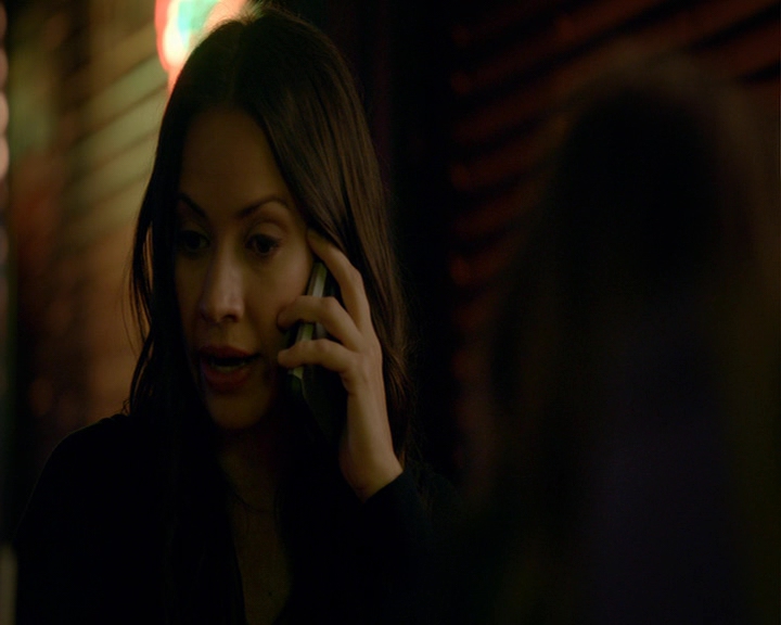VampireDiaries-dot-nl_VampireDiaries-8x06DetouredOnSomeRandomBackwoodsPathToHell0056.jpg VampireDiaries-dot-nl_VampireDiaries-8x06DetouredOnSomeRandomBackwoodsPathToHell0056.jpg