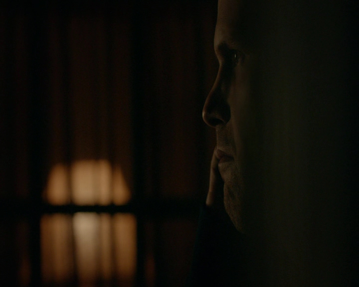 VampireDiaries-dot-nl_VampireDiaries-8x06DetouredOnSomeRandomBackwoodsPathToHell0081.jpg VampireDiaries-dot-nl_VampireDiaries-8x06DetouredOnSomeRandomBackwoodsPathToHell0081.jpg