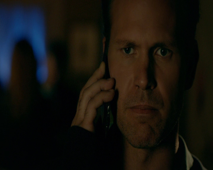 VampireDiaries-dot-nl_VampireDiaries-8x06DetouredOnSomeRandomBackwoodsPathToHell0094.jpg VampireDiaries-dot-nl_VampireDiaries-8x06DetouredOnSomeRandomBackwoodsPathToHell0094.jpg