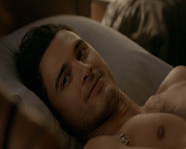 VampireDiaries-dot-nl_VampireDiaries-8x06DetouredOnSomeRandomBackwoodsPathToHell0159.jpg VampireDiaries-dot-nl_VampireDiaries-8x06DetouredOnSomeRandomBackwoodsPathToHell0159.jpg