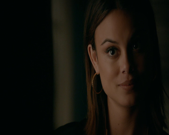 VampireDiaries-dot-nl_VampireDiaries-8x06DetouredOnSomeRandomBackwoodsPathToHell2138.jpg VampireDiaries-dot-nl_VampireDiaries-8x06DetouredOnSomeRandomBackwoodsPathToHell2138.jpg
