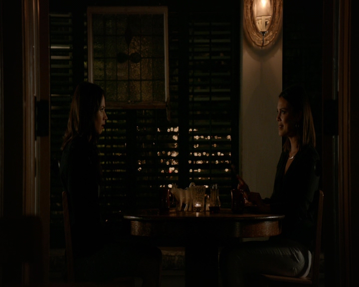 VampireDiaries-dot-nl_VampireDiaries-8x06DetouredOnSomeRandomBackwoodsPathToHell2141.jpg