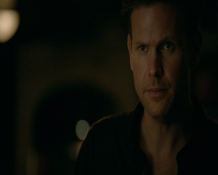 VampireDiaries-dot-nl_VampireDiaries-8x06DetouredOnSomeRandomBackwoodsPathToHell2196.jpg VampireDiaries-dot-nl_VampireDiaries-8x06DetouredOnSomeRandomBackwoodsPathToHell2196.jpg