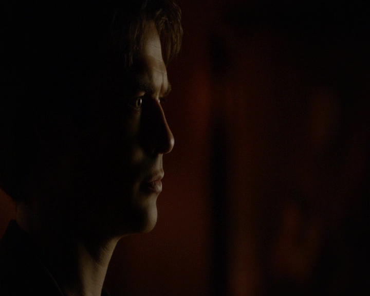VampireDiaries-dot-nl_VampireDiaries-8x14ItsBeenAHellOfARide2238.jpg